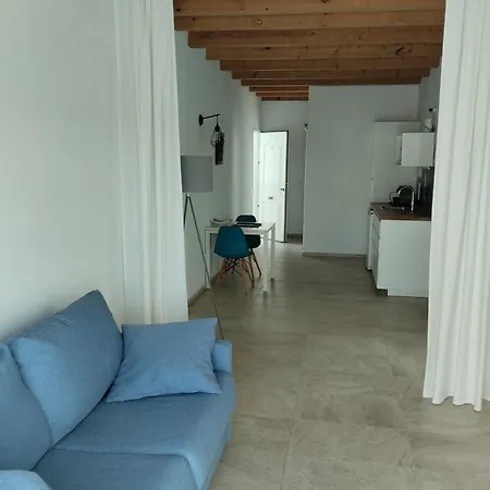 Y Kai (adults Only) Apartment *