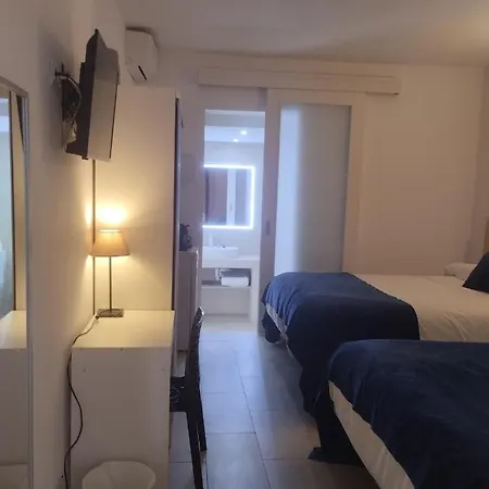 Y Kai (adults Only) * Marbellac