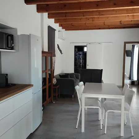 Διαμέρισμα Y Kai (adults Only) Μαρμπέλλα